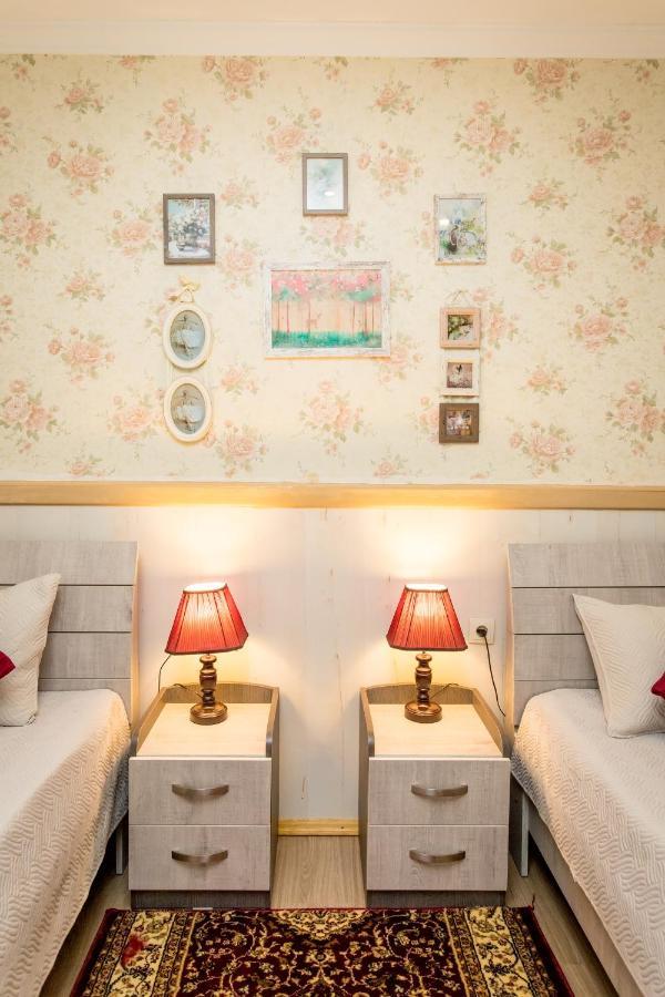 Lovely Apartment تبليسي المظهر الخارجي الصورة